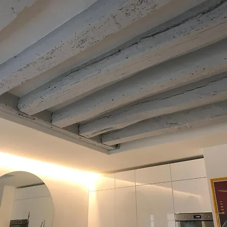 Cosy Flat In Le Marais *